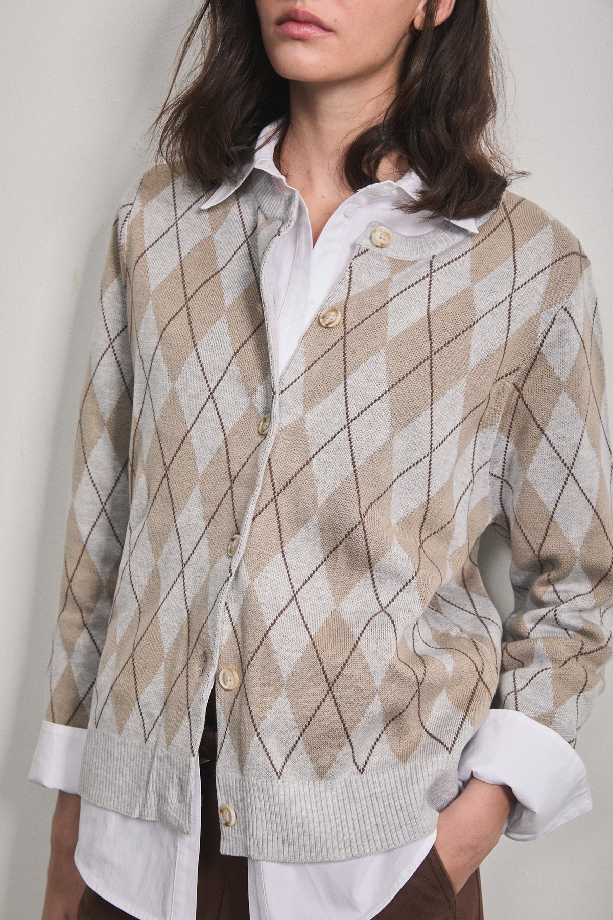 Noelle Argyle Cardigan Light Grey