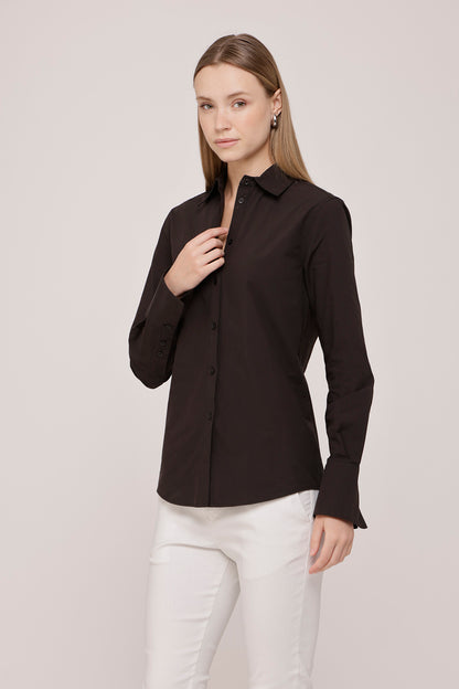 Long Sleeve Buttoned Shirt