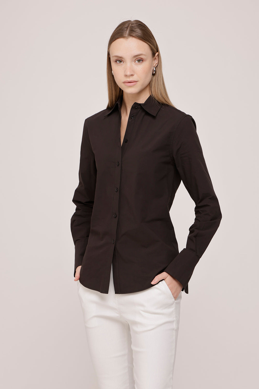 Long Sleeve Buttoned Shirt