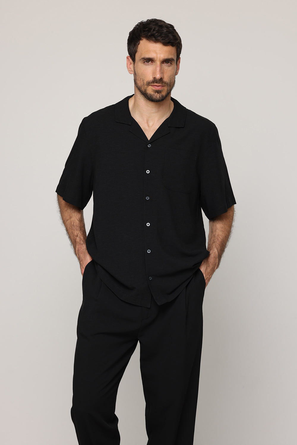 Short Sleeve Buttoned Shirt For Men Black